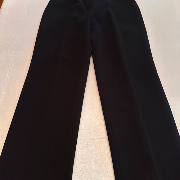 Tahari Wms Black fully lined 2 piece Pants Suit size 8 - Picture 12 of 14